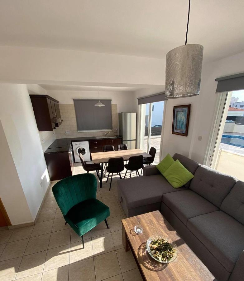 Cosy Apartment In Kato Paphos With Pool Access מראה חיצוני תמונה